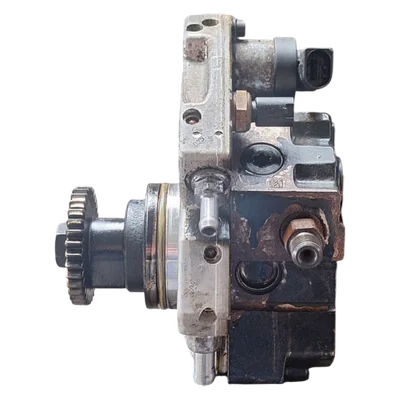 Mercedes-Benz  E-CLASS  W211  3.2 CDI  02-09   visokotlačna pumpa goriva     0445010135  A6420700301  A6420109520