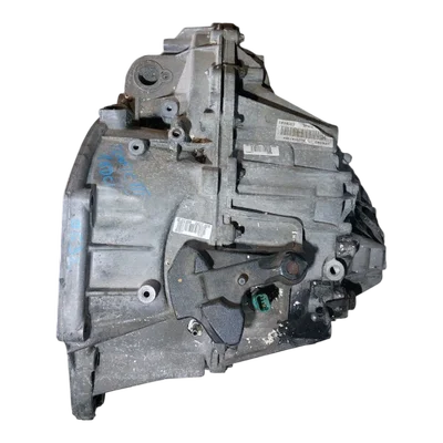 Renault  Trafic  III  1.6 DCI 14-    mjenjač / getriba 6 brzina   PF6040   320108718R   053224   REPARIRANA