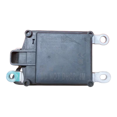 Nissan Qashqai  1.2  TCE   16-    radar  A2C77064601  4057146068