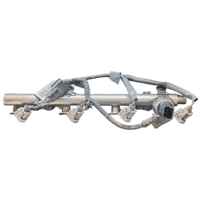 Nissan Pulsar  1.2 DIG  14-     rampa goriva    175204385R