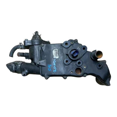 Citroen  C5  2.0 HDI  00-08   termostat - kučište  9643212480