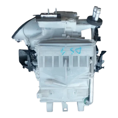 Citroen  DS4  10-18  ventilacijska kutija automat. klima 9688826380