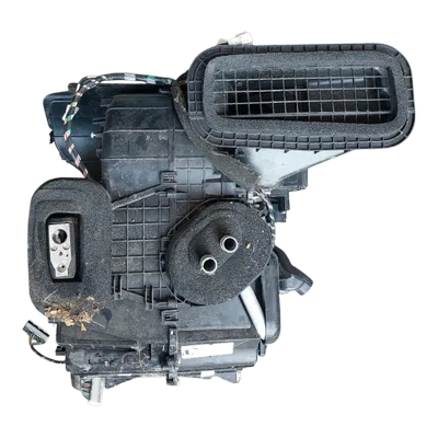 Nissan Qashqai   13-21   ventilacijska kutija  automat. klima