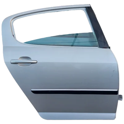 Peugeot 407 limuzina   04-10   vrata zadnja desna