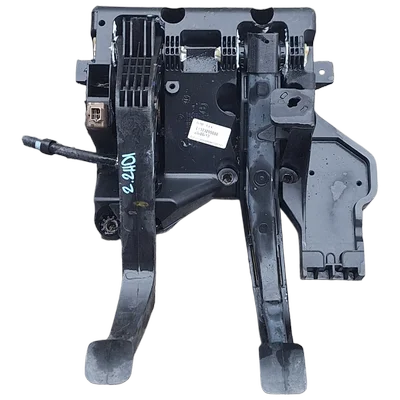 Peugeot Boxer III  06- 14    pedala kočnice- kvačila    01373295080  2582501056  3802501020  2582501045