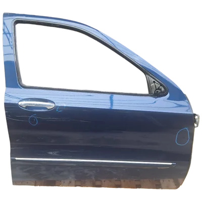 Lancia Lybra    99-05    vrata prednja desna    OŠTEĆENA!