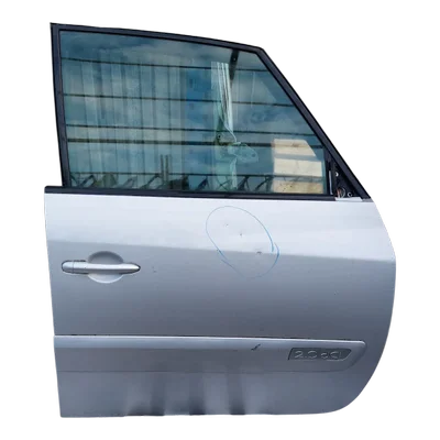 Renault Espace IV 02-15 vrata prednja desna  OŠTEĆENA