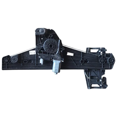 Peugeot 2008 P24  19-    podizač stakla zadnji desni    9830002480