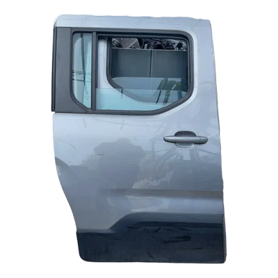 Peugeot Rifter 18- vrata desna klizna zadnja