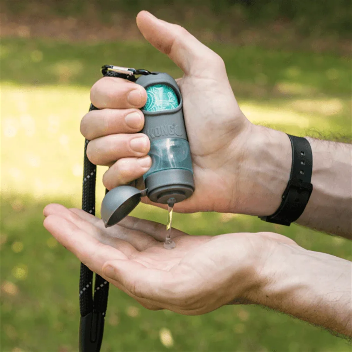 KONG HANDIPOD CLEAN DISPENSER