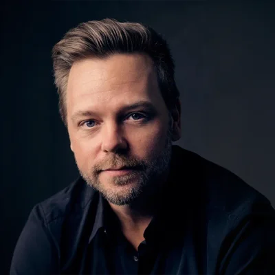 Jutarnji list o romanu  „Wellness" nezaobilaznog Nathana Hilla